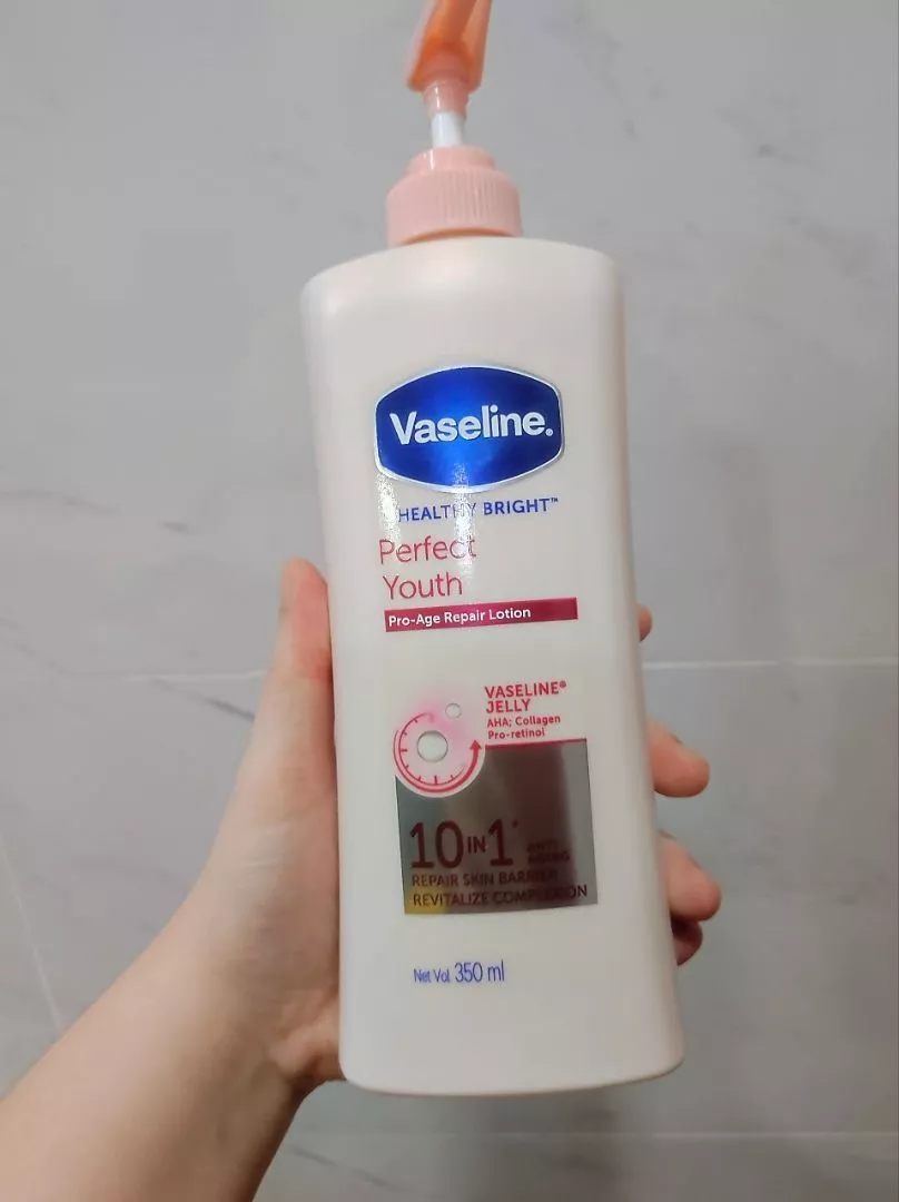 dưỡng thể Vaseline Healthy Bright Perfect Youth Anti-Aging 50X 