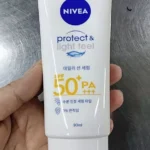 kem chống nắng body NIVEA Protect & Light Feel SPF50