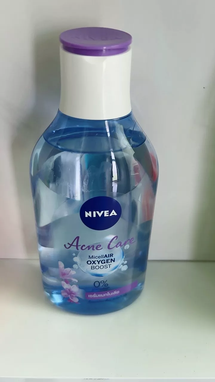 nước tẩy trang cho da dầu mụn giá bình dân nivea